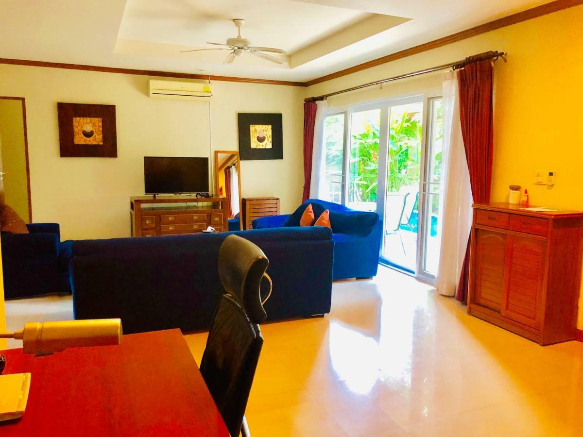 Karon Pool Villa 卡伦3卧泳池别墅 Exterior photo